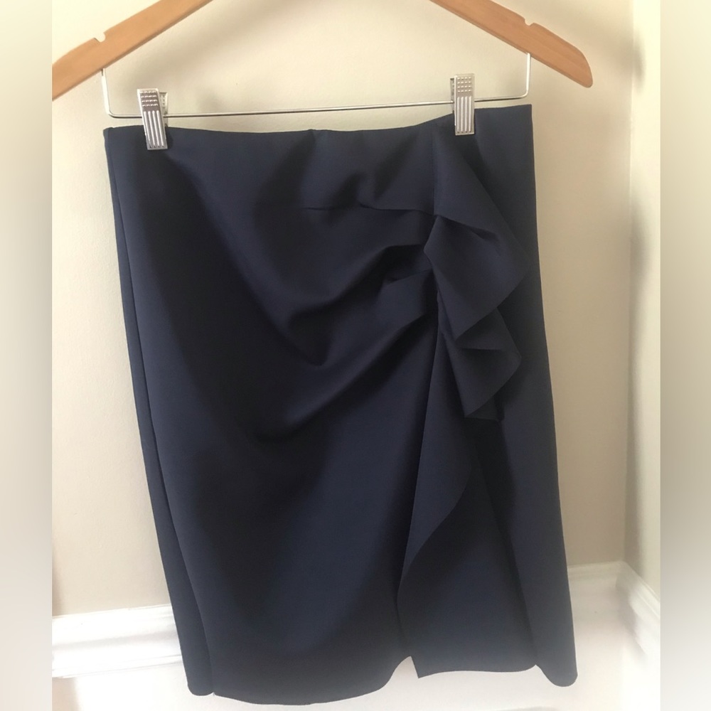 J McLaughlin Navy Ruffle Skirt Small